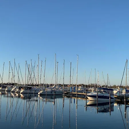 Strandhuus 107, 70 Meter Zum Apartment *