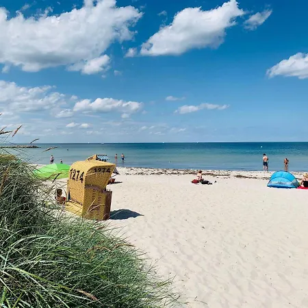 Apartment Strandhuus 107, 70 Meter Zum *